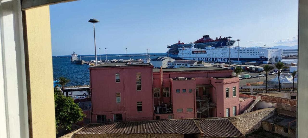Cagliari Central Rooms With Port View المظهر الخارجي الصورة